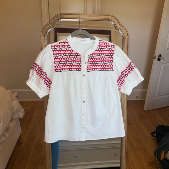 Avara Tops - White Button-Front Blouse with Red Embroidered Yoke